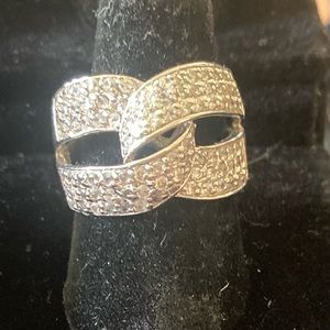 Cocktail ring